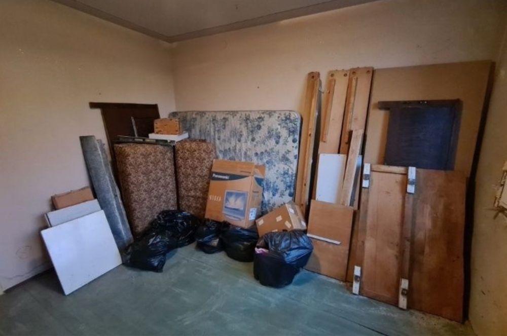 Debarasari gunoi moloz mobila veche