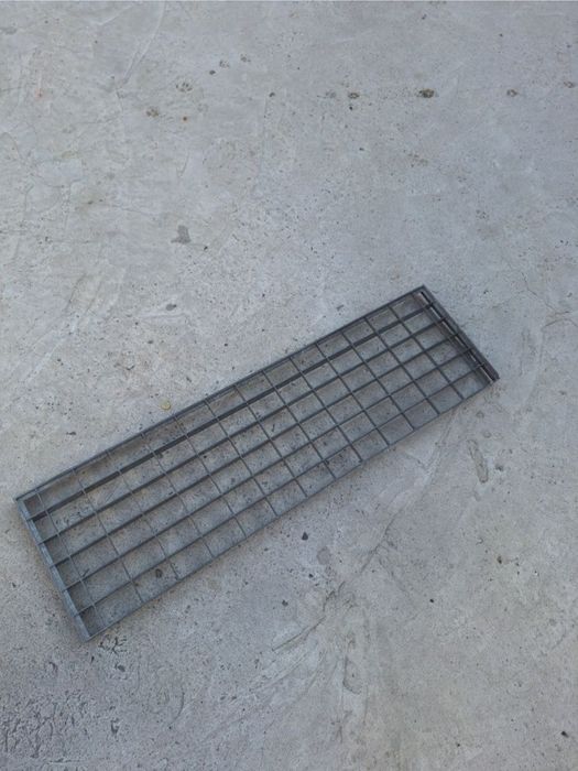 Trepte zincate galvanizate