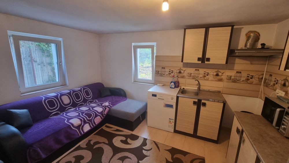 Casa de închiriat Dobrogostea