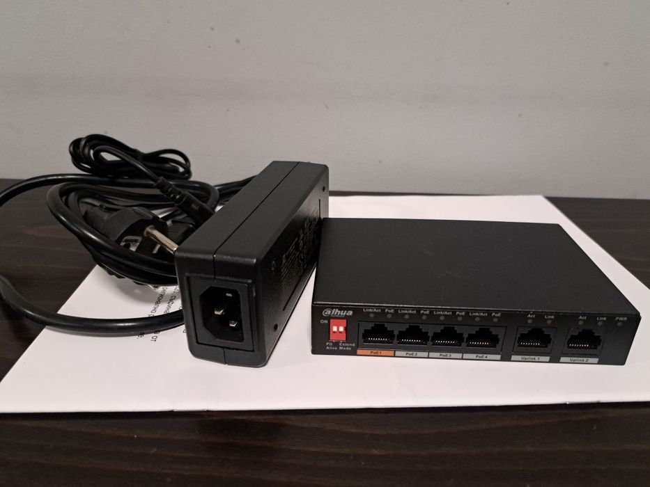 Poe switch Dahua PFS3006,  пое суич Дахуа. 4+2 порта, 250m, 30W