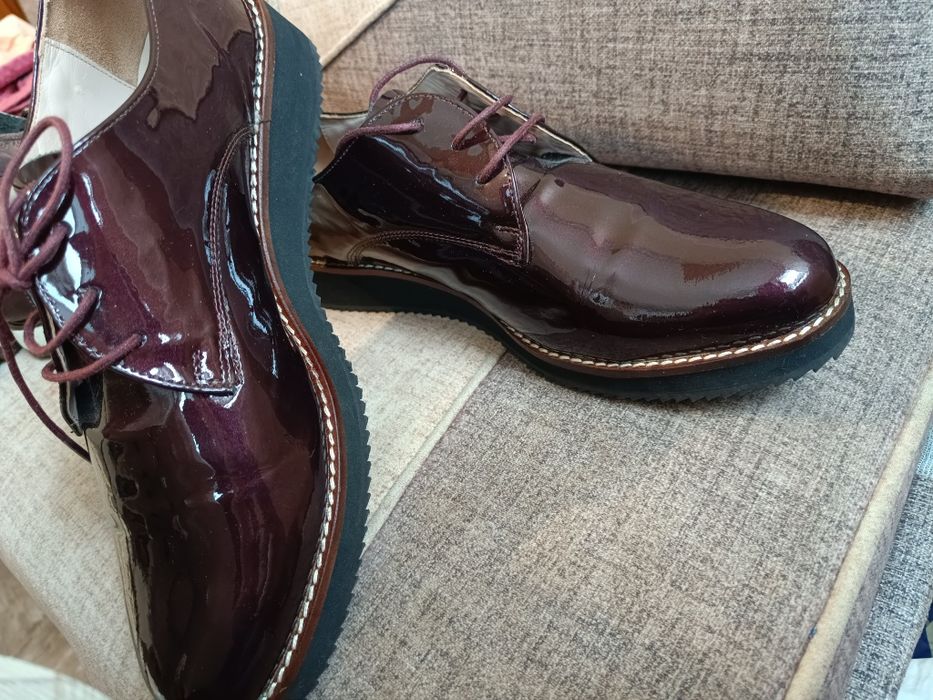 Спортно елегантни дамски обувки