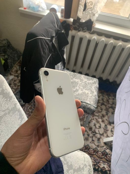 Айфон хр продается
