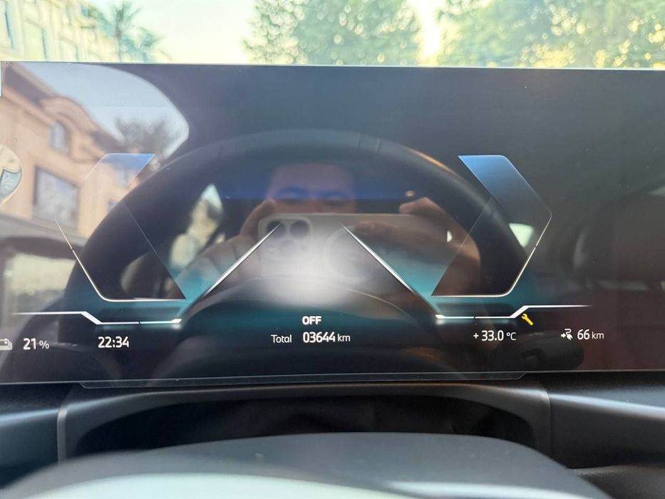 BMW I3 40 L
Yili 2025