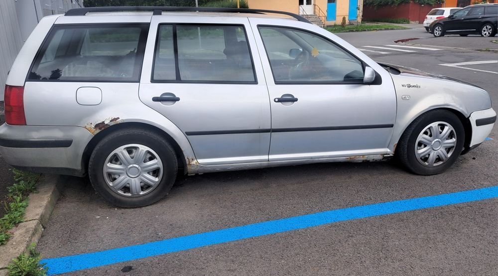 Vând motor VW Golf 4 Variant,1.6 benzina