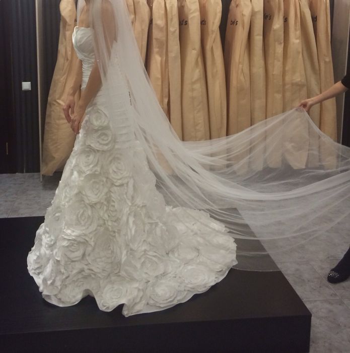 Продается свадебное платье. Покупалось в Америке