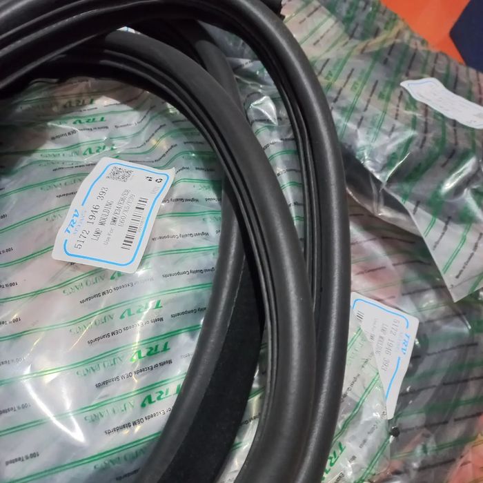 БМВ Е34 Уплотнитель дверей. BMW e34