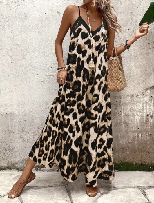 Дамски рокли ,туники и тениски