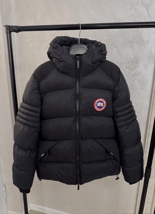 Яке Canada Goose
