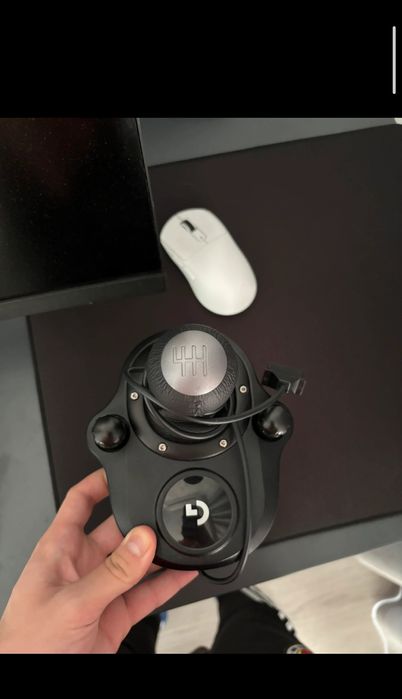 Schimbător Logitech