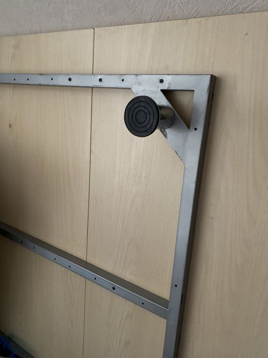 Кровать с матрасом