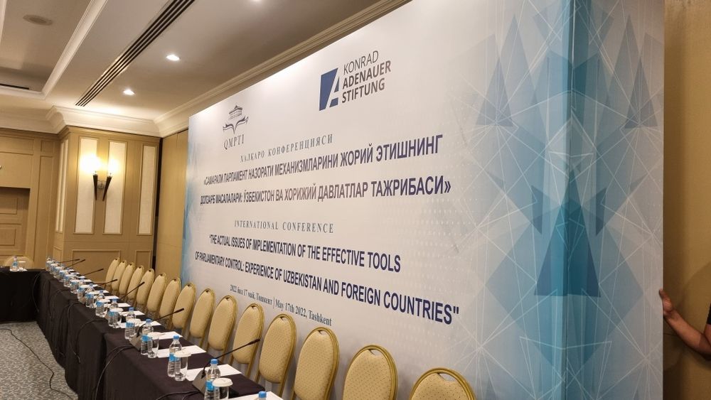 Печать на Самоклейке .Баннер. Холст. Бумага