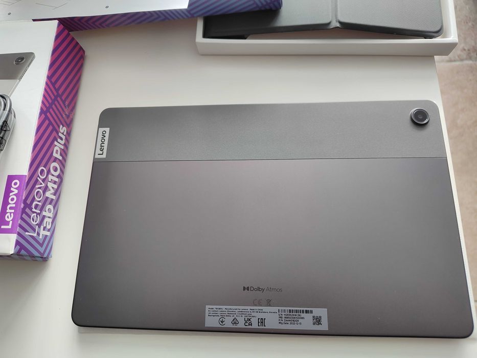 Lenovo Tab M10 Plus (3rd Gen) TB128XU – 4G LTE, 4/128 GB, 2K + Folio Case