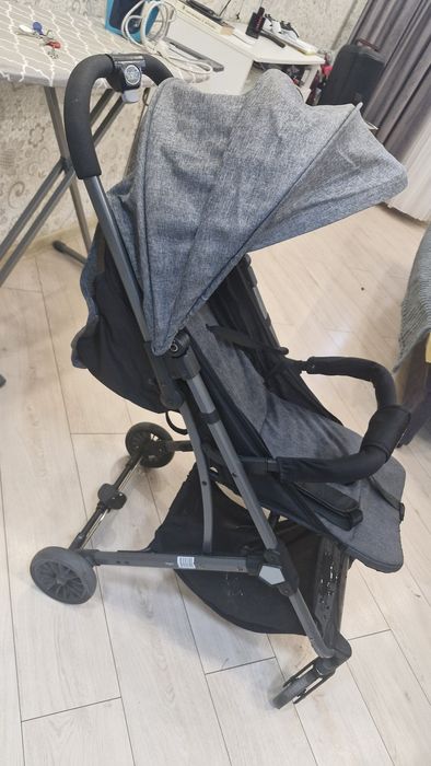 Продам детскую коляску