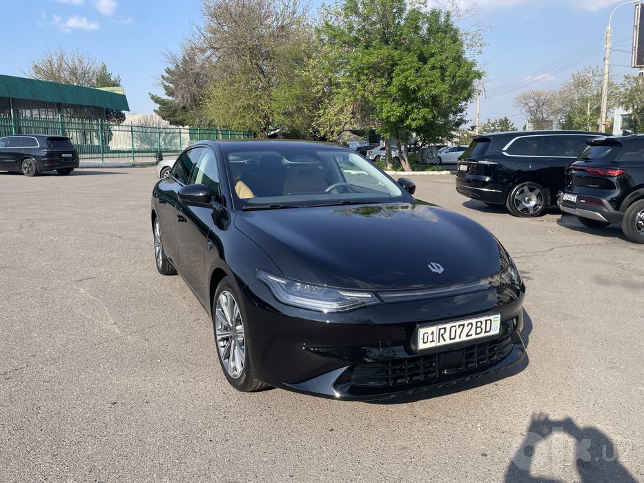 Leapmotor C01 EV Smart 525км