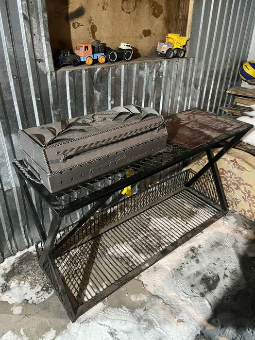 Продам мангалы 4 штуки