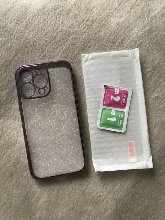 Чехол на iPhone 13 Pro + защитное стекло