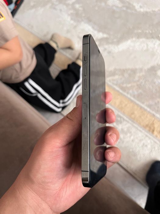 Продам Iphone 12 pro max