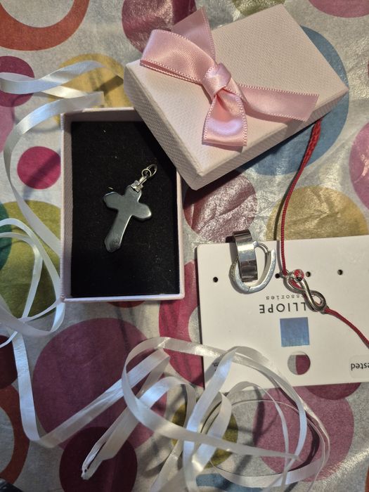 Аксесоари. Гривни. Мартеници подарявам.