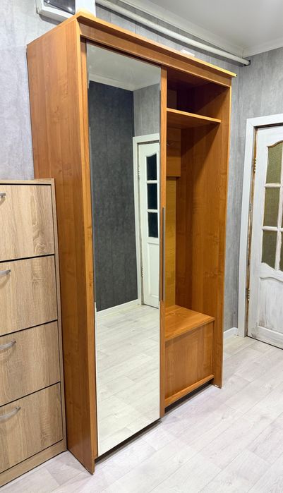 Продам прихожую