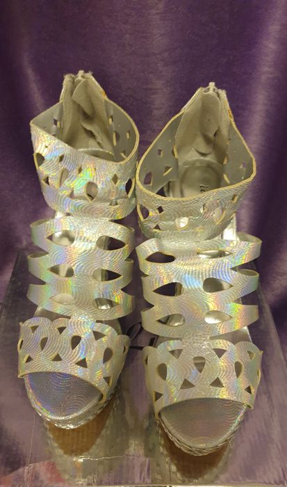 Încălțăminte damă: Sandale și saboți dama