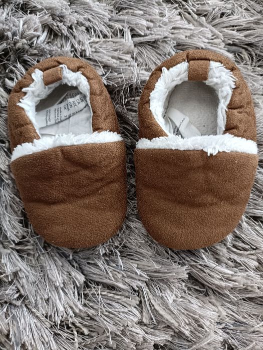 Botoșei bebe mărimea 18/19