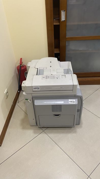 Продам принтер Cannon image runner 2202n