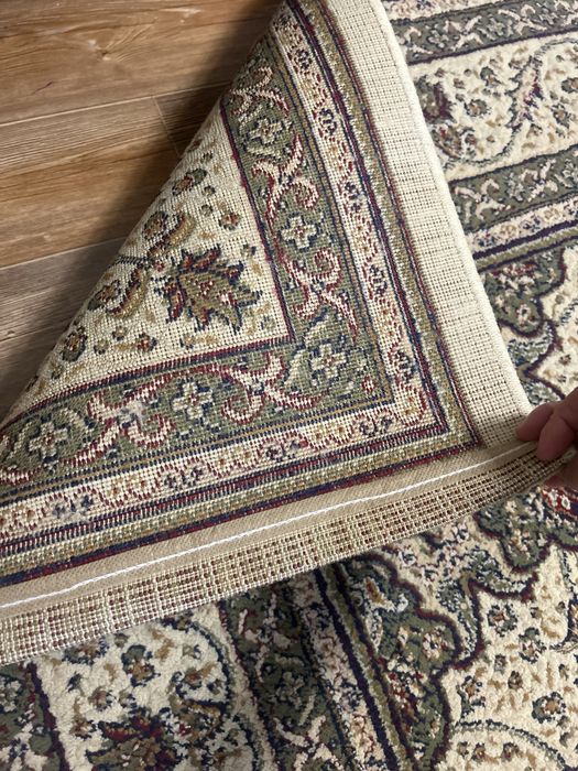 Продам ковер в хорошем сомтояний