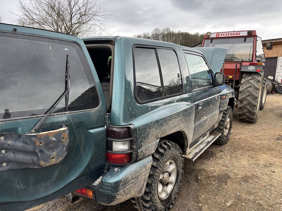 Mitsubishi pajero 2.5 an 2004/schimb cu L200
