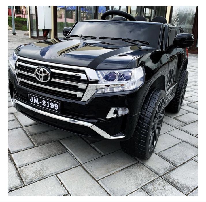 Электромобиль Toyota Land Cruzer