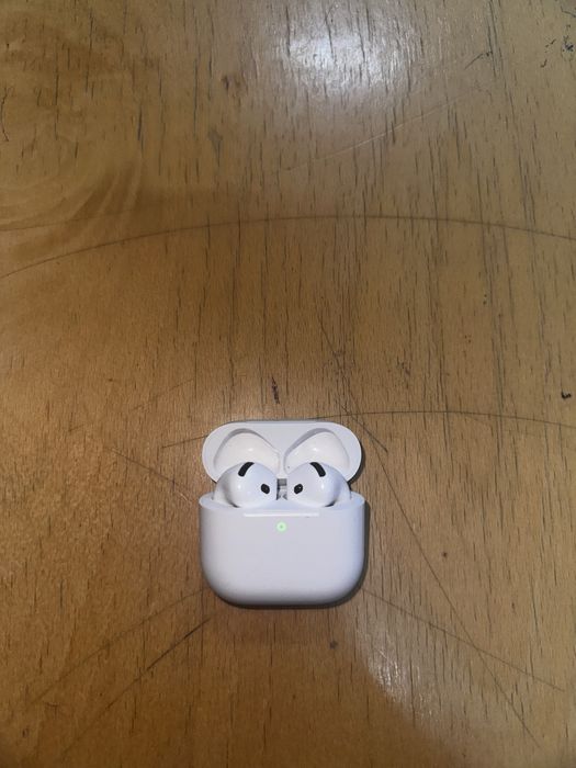 Casti Apple Airpods 4