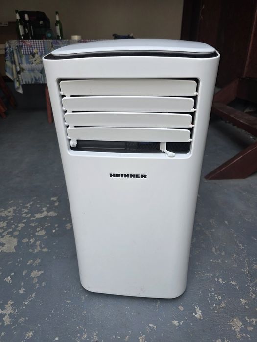Vândă 2 aparate  aer conditionat portabil  Beko 950 lei și Heinner are garanție 3 anifolosit foarte puțin 1250 lei