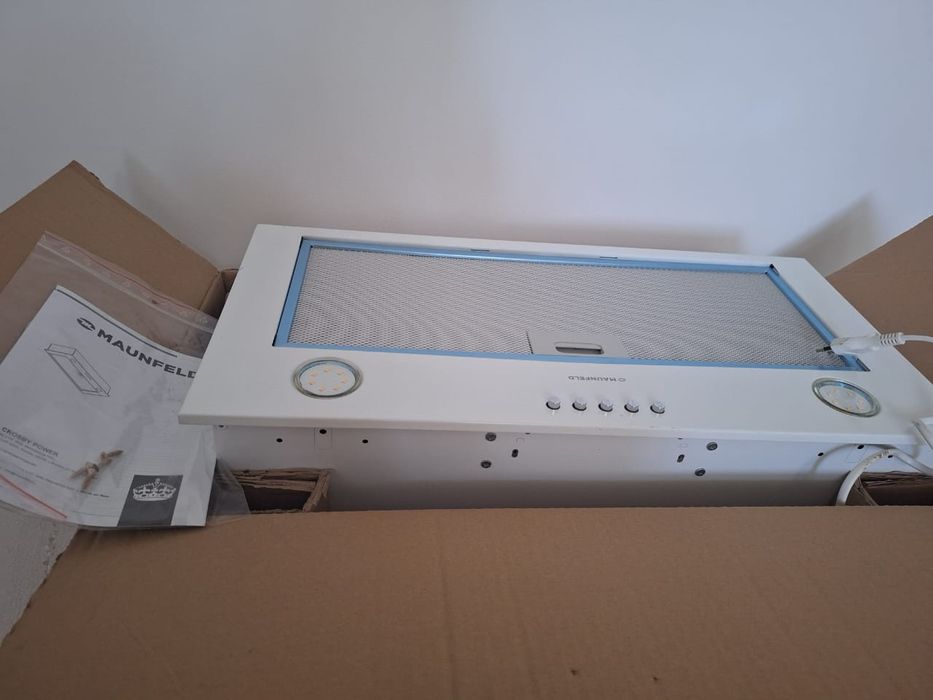 Вытяжка сатылады новый.