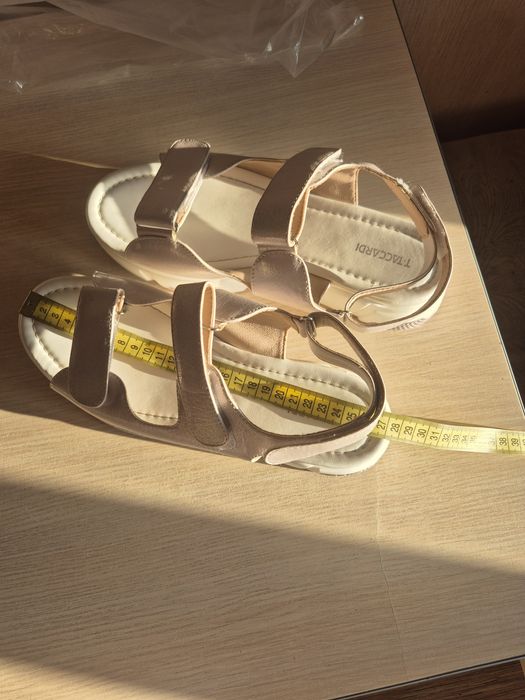 Продам летние босоножки