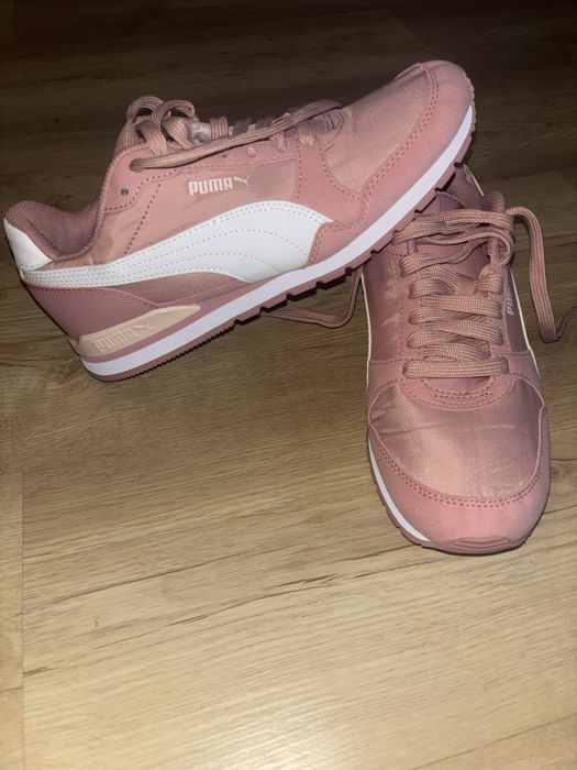 Adidasi puma marime 40