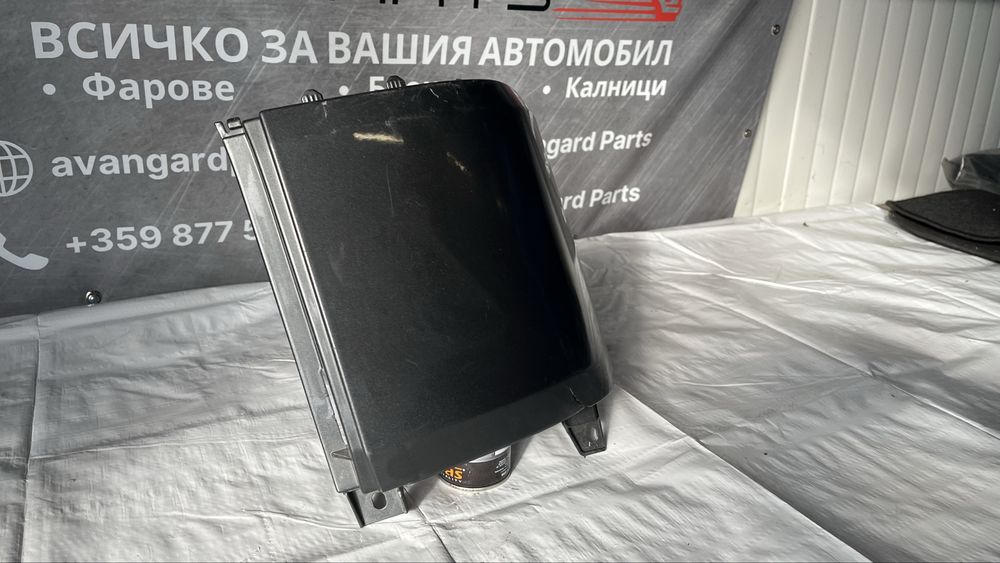 Ляв ъгъл от задна броня VW T6 (2015-2024)