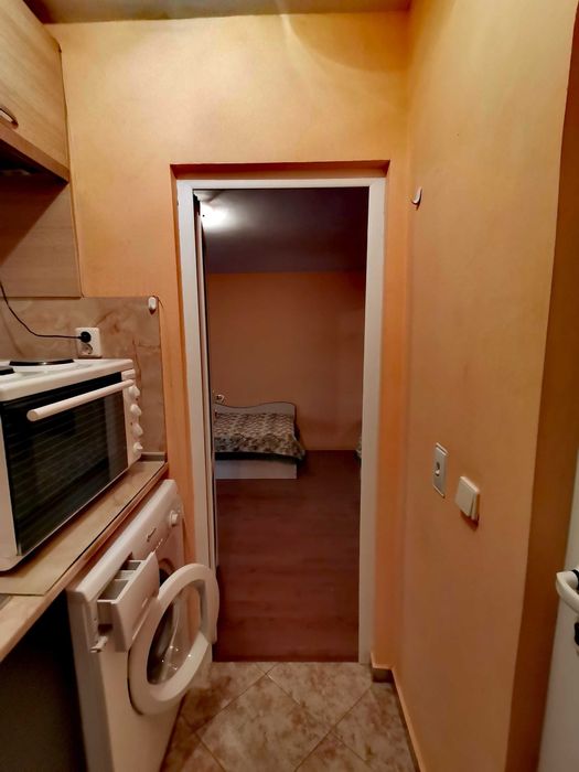 Дава се под наем Едностаен апартамент в Бургас, Възраждане - 30 кв.м за 89.25 € - Снимка #7