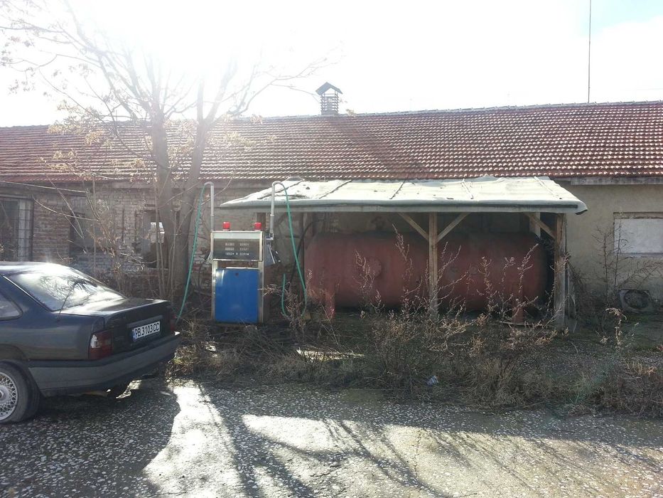 Дава се под наем Промишлена сграда в с. Ново село, Област Пловдив - 2000 кв.м за 1530 € - Снимка #7