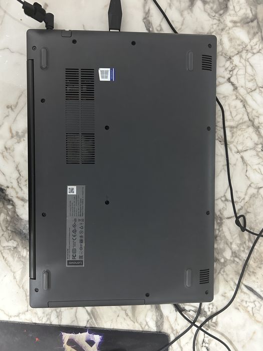 Продам ноутбук Lenovo