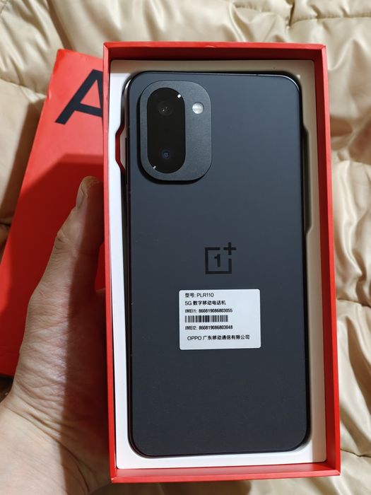 One Plus Ace 6T 256 gb Ram 12 5G