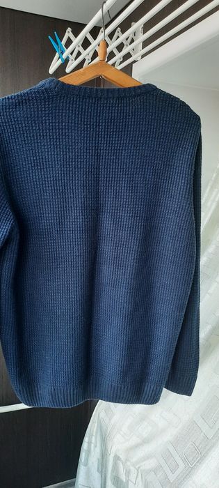 Свитер синий зимний