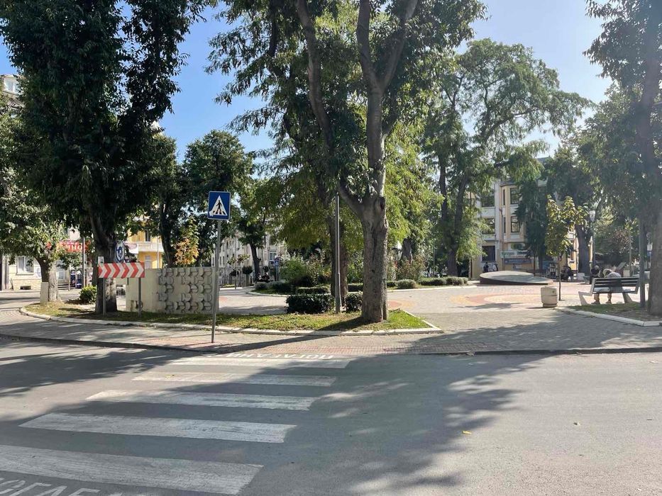 Продава се Тристаен апартамент в Варна, ВИНС - 70 кв.м за 3643 €/кв.м - Снимка #1