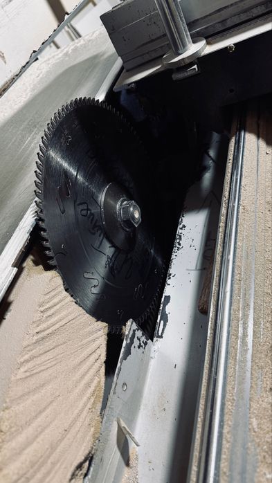 Форматно-раскроечный станок mj90