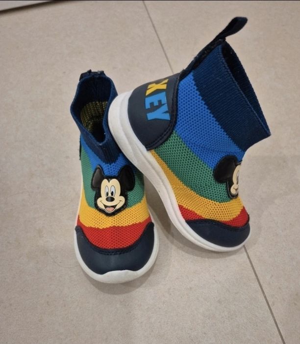 Adidasi Mickey Mouse