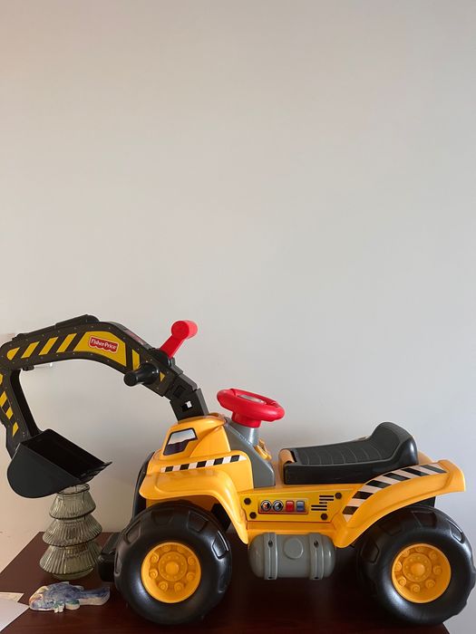 Количка за яздене и бутане