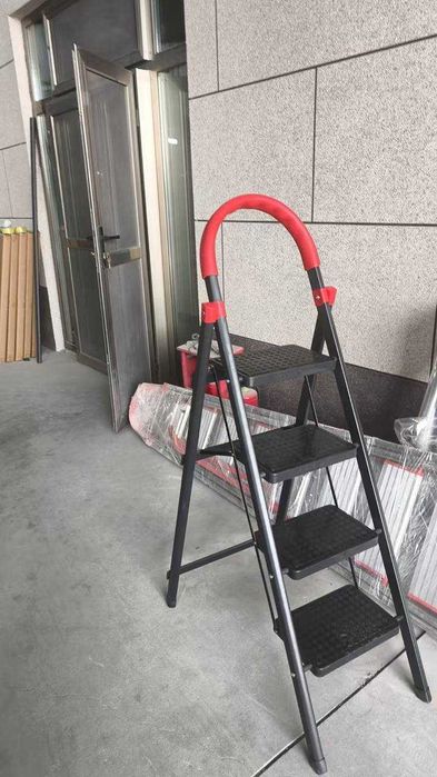 Лестница металлическая складная 3–7 ступеней + широкий ассортимент