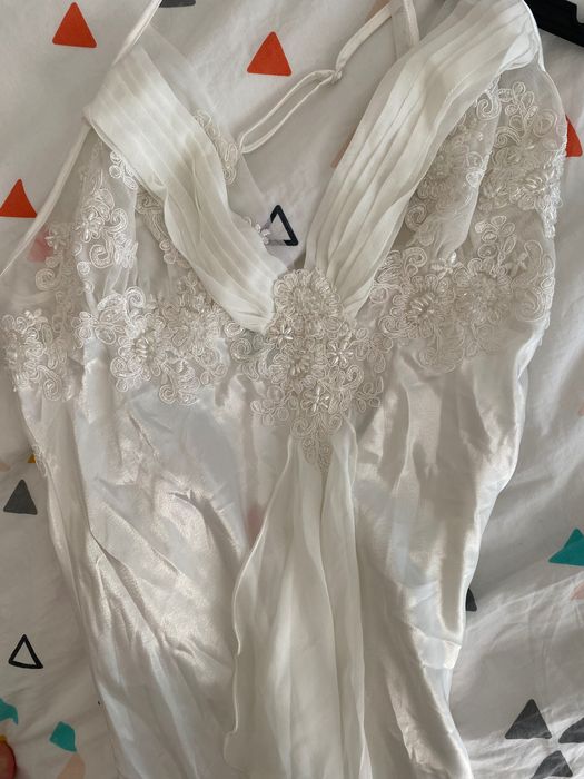 Cămașă  nouă de noapte mărimea 42 m