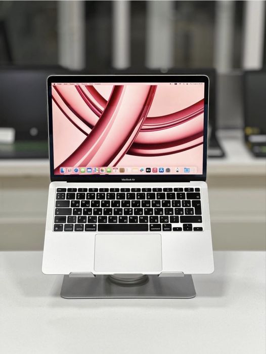 MacBook Air M1 | 8/256Gb | АКБ99%