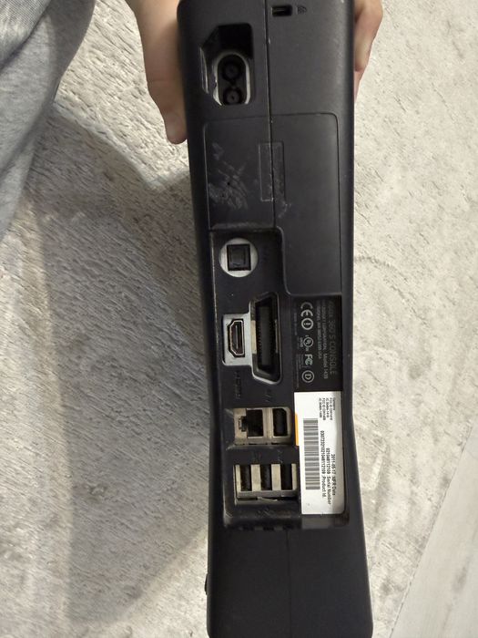 Xbox 360 slim продам