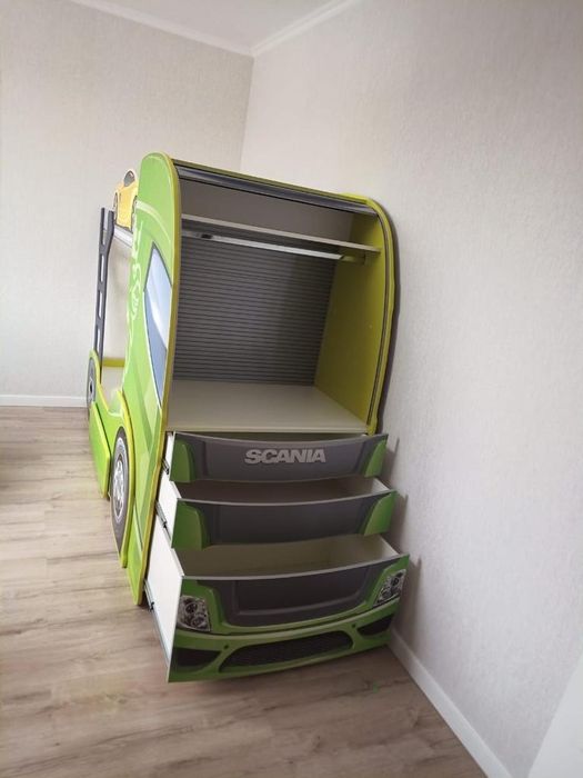 Кровать детская.