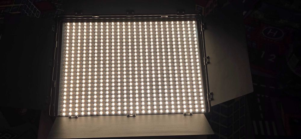 Lampa LED Studio Fovitec 1200XB Bi-Color DMX (1200 LED-uri, V-Mount)
